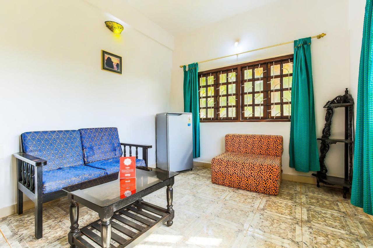 Oyo 13311 The White Feather Hotel มานเดรม ภายนอก รูปภาพ